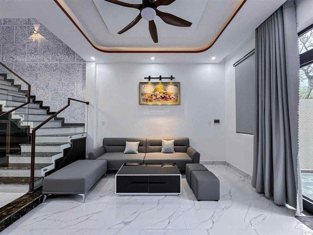 Nhà hiếm đường nguyễn thị thập quận 7, 5 tỷ ô tô vào nhà, full nội thất, 86m2