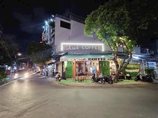 Chính chủ bán nhà mặt phố tại dương đình cúc, diện tích 240 m2, 1 lầu, giá bán 800 triệu.