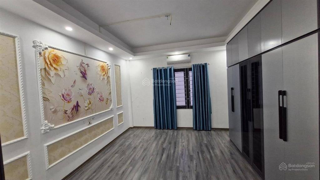 Bán nhà ỷ la hà đông 30m², 5 tầng, mặt tiền 4.2m giá 5.1 tỷ, nhà mới đẹp, ở ngay