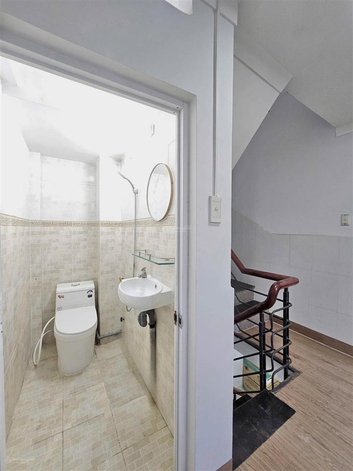 Cho thuê chung cư mini 2pn, 1wc, 70m2 tại bùi đình túy, p 12, bình thạnh, 10,5 triệu