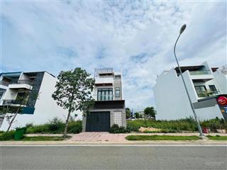 Cắt lỗ sâu lô đất 115m2 ngay vòng xoay 25c cổng chính sân bay,trung tâm long phước  bán gấp 1tỷ7