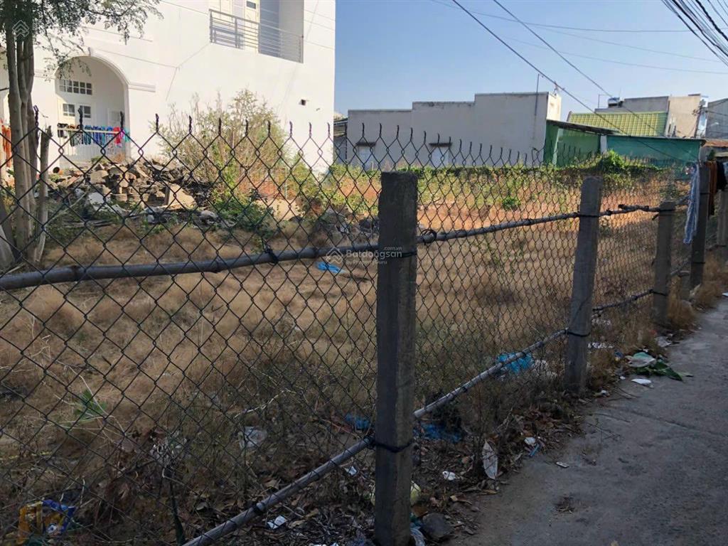 273,7 m2 đất thổ cư 100%  sổ đỏ  trung tâm thị trấn phan rí cửa cách biển 15 phút  đường bê tông