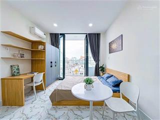 Căn hộ ban công 32m2 quận 1 đường trần đình xu full nt gần bùi viện cầu nguyễn văn cừ cầu chữ y