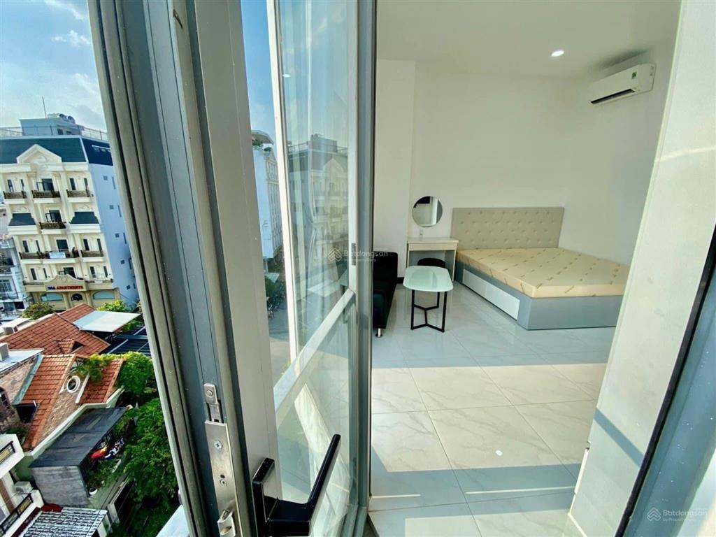 Cho thuê căn hộ ban công 30m2 quận 10 đ. tô hiến thành gần đh kinh tế ueh vạn hạnh mall huflit