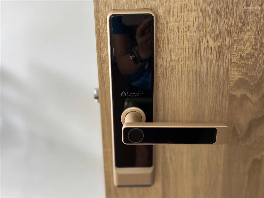 Cho thuê căn hộ studio ban công 30m2 quận 3 đường nguyễn đình chiểu gần công viên tao đàn, dân chủ