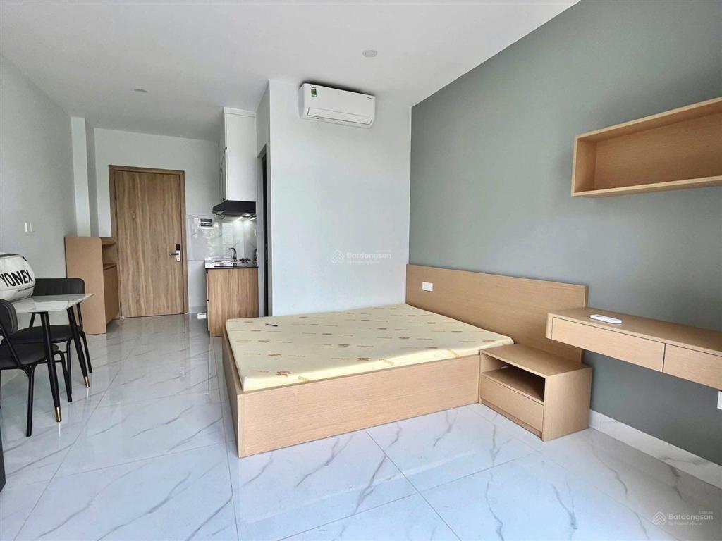 Cho thuê căn hộ studio ban công 30m2 quận 3 đường nguyễn đình chiểu gần công viên tao đàn, dân chủ