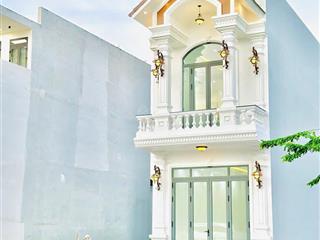 Chính chủ bán gấp nhà trần hoàng na, giá 15 tỷ, vị trí trung tâm quận, đang cho thuê giá 30 tr/th