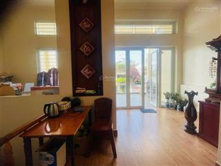 Nhà khu vip đào duy anh, phú nhuận dt 7.5x15m, 4 tầng giá 18.5 tỷ!