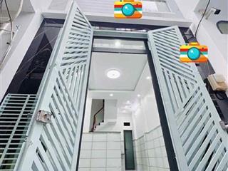 NHÀ ĐẸP 4 TẦNG- QUẬN 4-40M2-5.5 TỶ