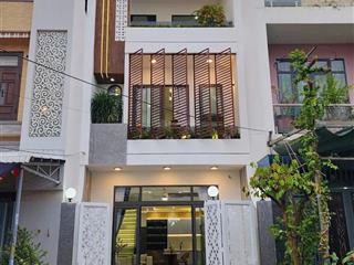 Vợ chồng tôi bán nhà đẹp ở phan kế bính  đakao  q1 gần chợ đakao cho thuê 26triệu.giá 4tỷ180/68m2