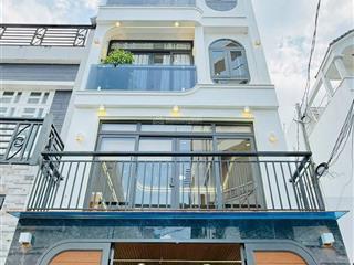 Nhà đẹp ngang bề thế 5,6m ở đường hoa lan  p2  phú nhuận gần chợ phú nhuận. giá tốt 4tỷ260/84m2