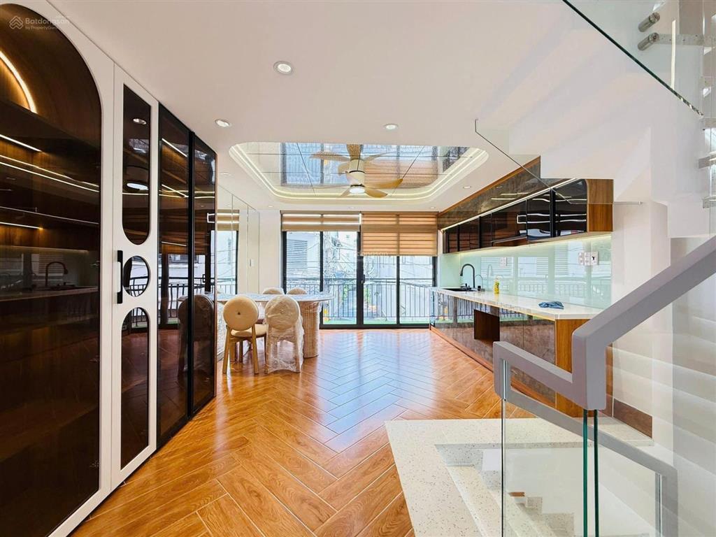 Sổ trao tay nhà đẹp ở xuân thủy  quận 2 gần vincom, ga metro, cho thuê 26 triệu. giá 3tỷ980/86,6m2