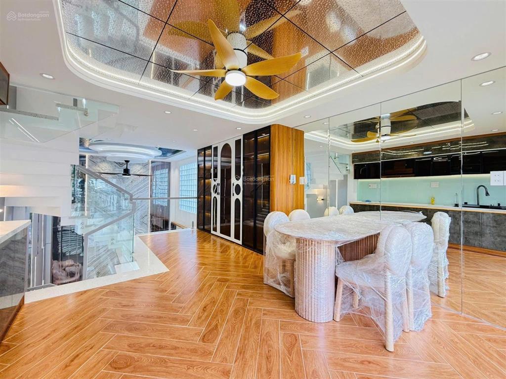 Sổ trao tay nhà đẹp ở xuân thủy  quận 2 gần vincom, ga metro, cho thuê 26 triệu. giá 3tỷ980/86,6m2