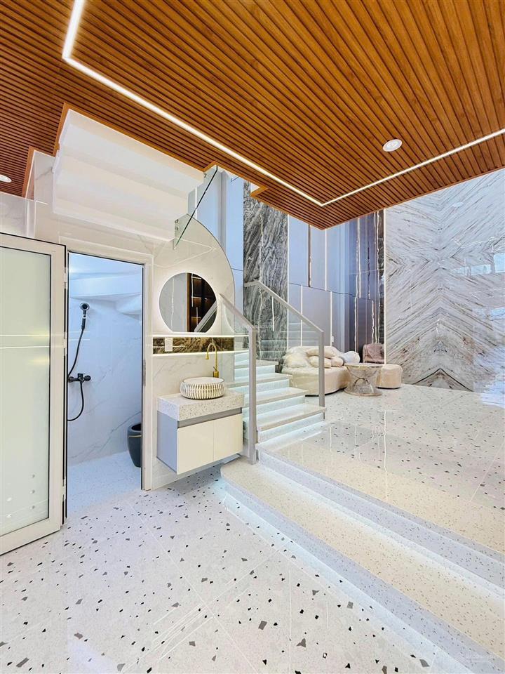 Sổ trao tay nhà đẹp ở xuân thủy  quận 2 gần vincom, ga metro, cho thuê 26 triệu. giá 3tỷ980/86,6m2