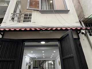 Rất thích hợp đầu tư, cho thuê 18triệu ở nguyễn thiện thuật  quận3 gần chợ bàn cờ. giá 2tỷ680/65m2