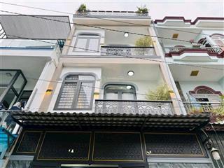 Dì tư thiện chí bán nhà cho thuê 20triệu ở lê hồng phong  quận10 gần đh văn hiến. 67,62m2