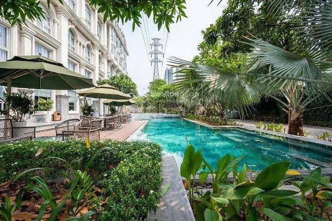 Cho thuê khách sạn 4* chuẩn châu âu nằm tại trung tâm quận 7