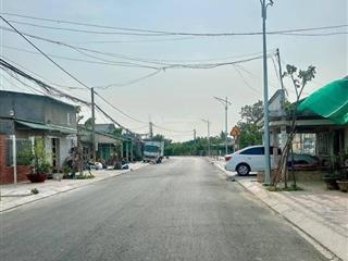 Với giá hấp dẫn 744tr sở hữu ngay lô đất cách ubnd phước vĩnh đông xã 100m, pháp lý đầy đủ rõ ràng