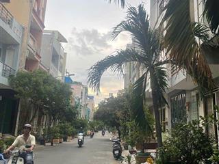 Bán nhà vị trí đắt địa giáp quận 6 khu dân cư mới.sát lô góc tiện kinh doanh mua bán.,