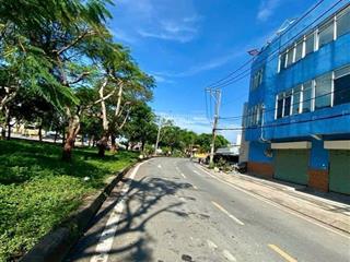+ mặt tiền đại lộ võ văn kiệt + kinh doanh hay mở văn phòng đều phù hợp.