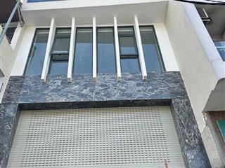 Nhà khu trần não 6x20m hầm trệt 4 lầu cho thuê
