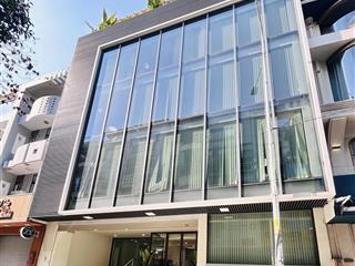 Tòa nhà đường nhánh khu trần não 12x20m hầm trệt 4 lầu cho thuê