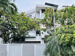 Nhà đường nguyễn trọng tuyển diện tích 12x20m trệt 2 lầu cho thuê