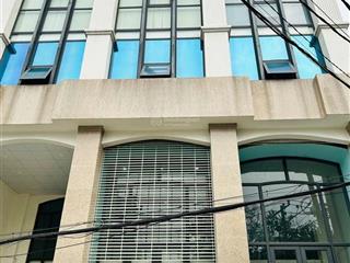 Tòa nhà mt khu sân bay 10x20m hầm trệt 5 lầu cho thuê