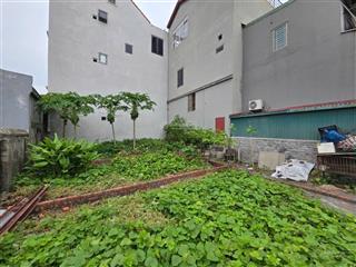 Xuân đỗ 2,6tỷ 33m2 đất trong đê  nở hậu  gần ngay khu phân lô xuân đỗ  trường  chợ