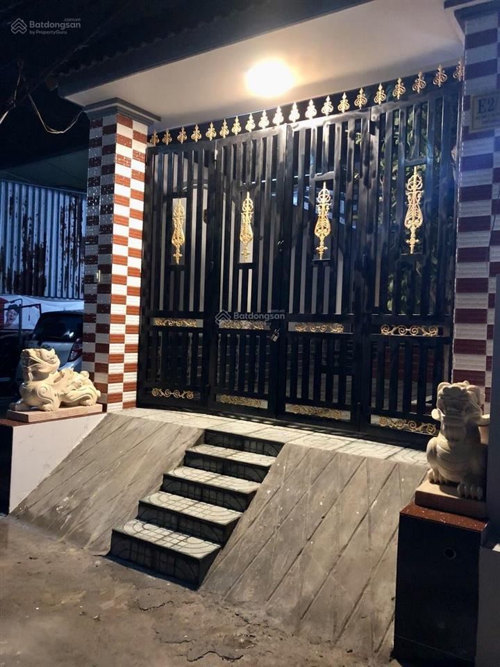 Kẹt tiền bán gấp nhà đẹp (dt đất 175m2) ngay thị trấn tân túc ubnd huyện bình chánh. giá 8 tỷ