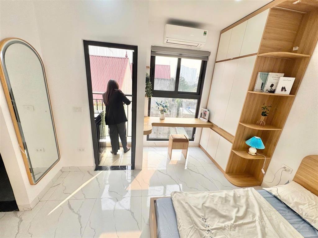 Cho thuê chung cư mini tại 136 cầu diễn hà nội, 4,8 triệu, 25m2 giá ưu đãi, gần ngay mặt đường lớn