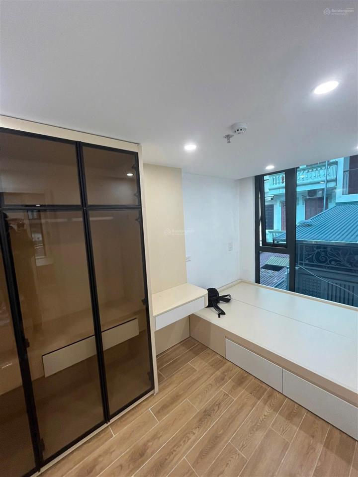 Cho thuê cc mini 1n1k ở đường bưởi, 11 triệu, 45m2, đẹp, nhiều tiện ích , ô tô đỗ cửa