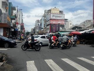 Bán đất 2 mặt tiền 2585m2 tại thị trấn hóc môn, giá 65 tỷ