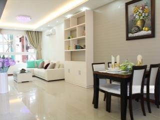 Bán căn hộ cộng hòa plaza, giá tốt 5,3 tỷ, 95m2, 3pn, 2wc, nội thất đầy đủ,  0938 386 *** oanh