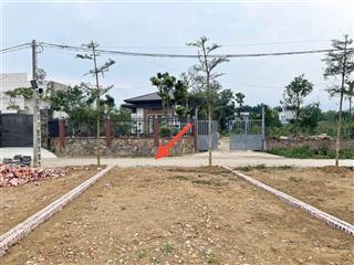 Cần bán gấp lô đất tại phú cát 108m2 full thổ cư giá chỉ hơn 40tr/m2.