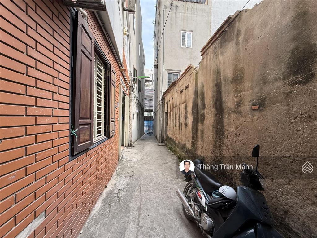 Siêu phẩm mễ trì nhà đẹp, tầm tiền hiếm 31.7m2 x 5 tầng cách ô tô tránh chỉ 10m! giá chỉ 7.3 tỷ