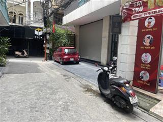 Chính chủ cần bán nhà mặt ngõ, 65m2 tại láng hạ, 24 tỷ, 5 tầng, mặt tiền 4m, ngõ 10m