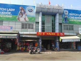 Chủ kẹt tiền cần bán lô dt140m2 giá 2tỷ050  ngay đường lý thái tổ kdc đại phước, gần phà cát lái