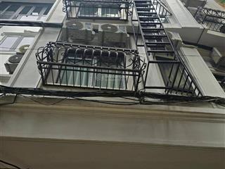 Trần duy hưng  cầu giấy  cc mini 5 tầng 70m2  mt rộng  ngõ thông thoáng trước, sau  tc 14 tỷ