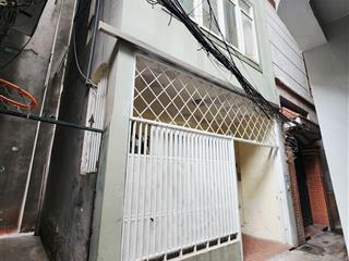 Siêu phẩmnhà riêng cầu giấy5 tầng dân xâylô góc 2 mặt ngõ nông thẳnggiá nhỉnh 14 tỷ