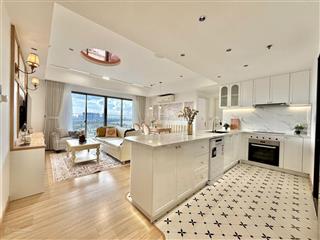 Bán gấp căn hộ view sông trực diện  giá 10 tỷ  sổ hồng trao tay