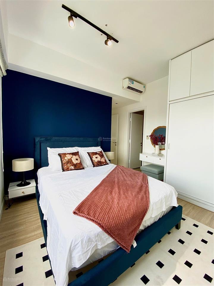 Bán căn góc 2pn  tháp 5  7tỷ89  77m2  sổ hồng trao tay