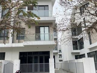 Chính chủ cần bán lô biệt thự kđt mới dương nội, cạnh khu dịch vụ. ở và kinh doanh siêu đẹp.