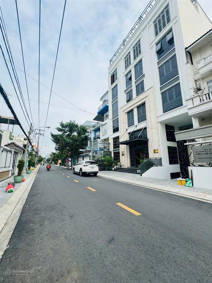 Bán nhà 4x25 m giá 13,8 tỷ đường 39 p bình thuận quận 7