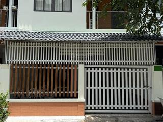 Cần bán nhanh nhà 1 trệt 1 lầu kdc nam long, giá tốt