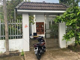 Chính chủ cần bán gấp nhà vườn 190m2 shr có thổ cư đường đinh đức thiện. đang cho thuê 8tr/th