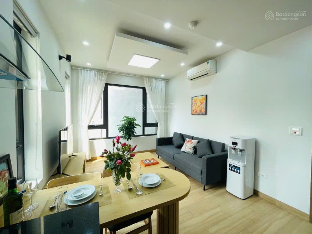 Chính chủ ct căn hộ mới 100%  full nội thất  1pk 1pn ngõ 3m đội cấn ba đình  có thang máy balcon