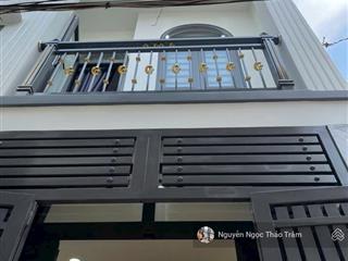 Dt 30m2  3 tầng btct  3pn 3wc , tặng full nội thất  giá nhỉnh 4 tỷ  hẻm 417 quang trung p.10