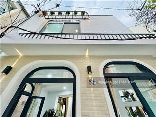 Siêu phẩm góc 2 mặt tiền  42m2 nở hậu 3pn  nhà đẹp full nội thất  gần công viên gia định
