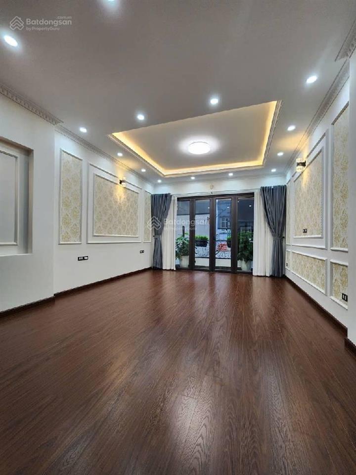 Bán nhà phố kim mã 70 m2  6 tầng  thang máy  7 phòng ngủ  nhà mới xây dựng tiêu chuẩn smathome